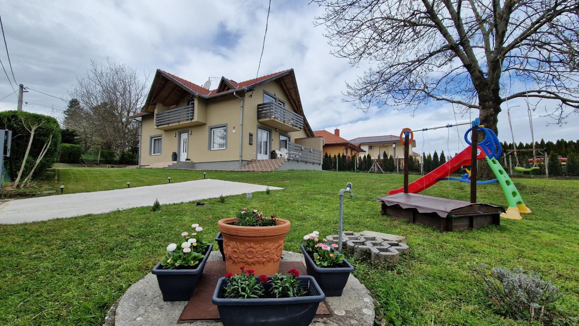 Silence Apartmanház Zalakaros Esterno foto